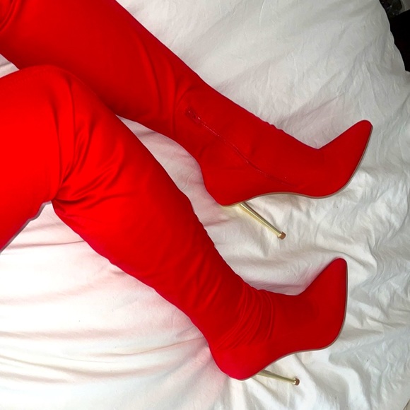 Lyrica Thigh High Boots - Picture 3 of 7